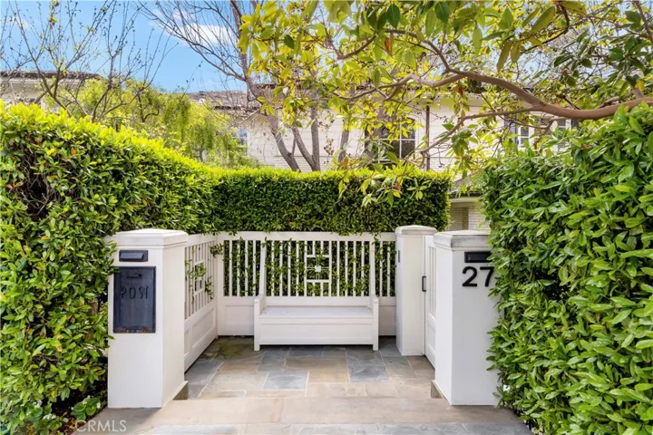 27 Burning Tree Circle, Newport Beach, California 92660