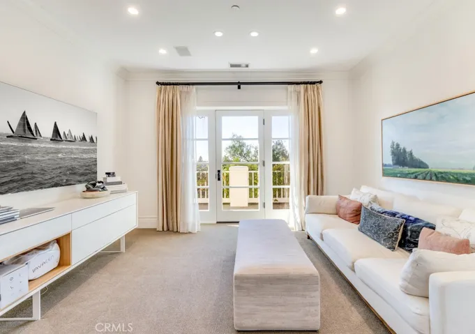 27 Burning Tree Circle, Newport Beach, California 92660