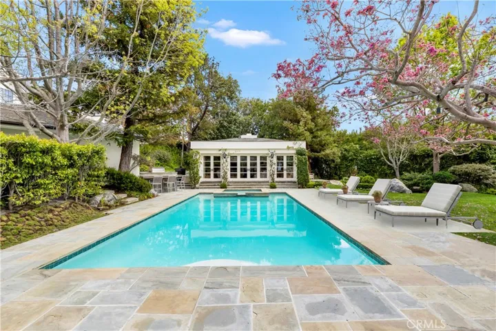 27 Burning Tree Circle, Newport Beach, California 92660