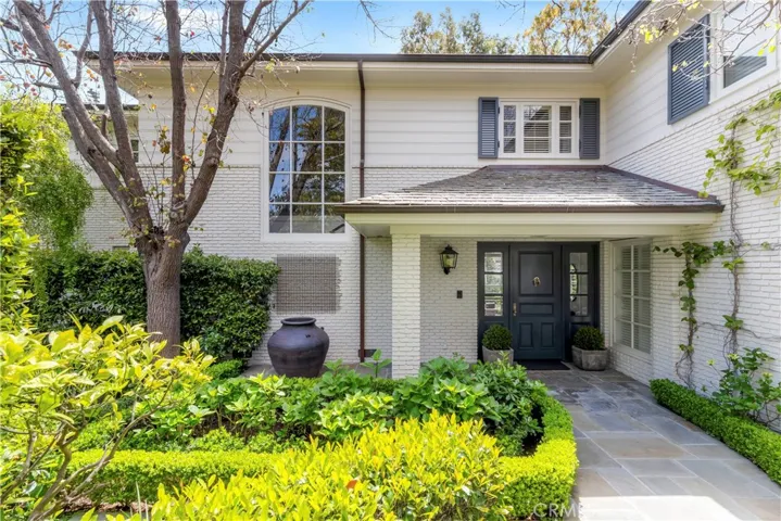 27 Burning Tree Circle, Newport Beach, California 92660