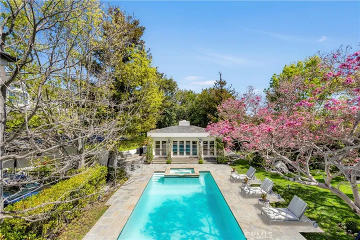 27 Burning Tree Circle, Newport Beach, California 92660