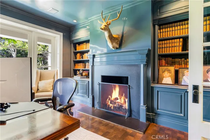 27 Burning Tree Circle, Newport Beach, California 92660
