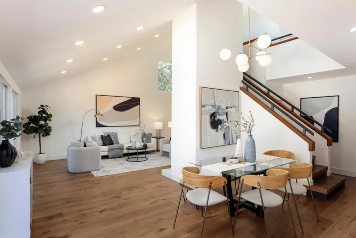 45 Woods Lane, Los Altos, California 94024