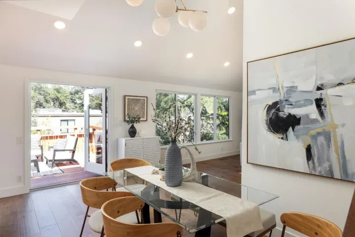 45 Woods Lane, Los Altos, California 94024