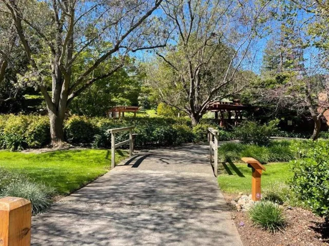 45 Woods Lane, Los Altos, California 94024