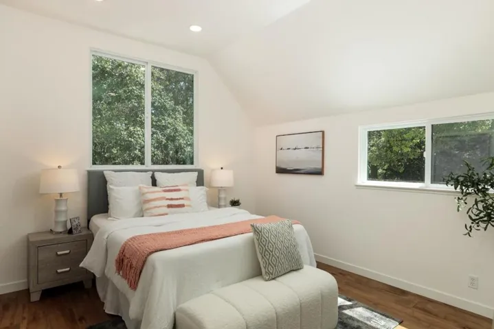 45 Woods Lane, Los Altos, California 94024
