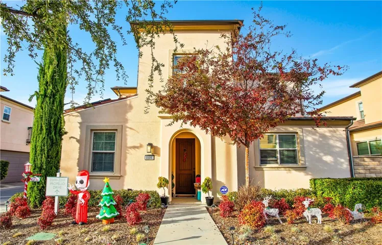 22091 Propello Drive, Saugus, California 91350