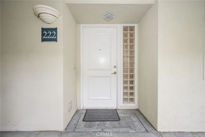2233 Martin 222, Irvine, California 92612