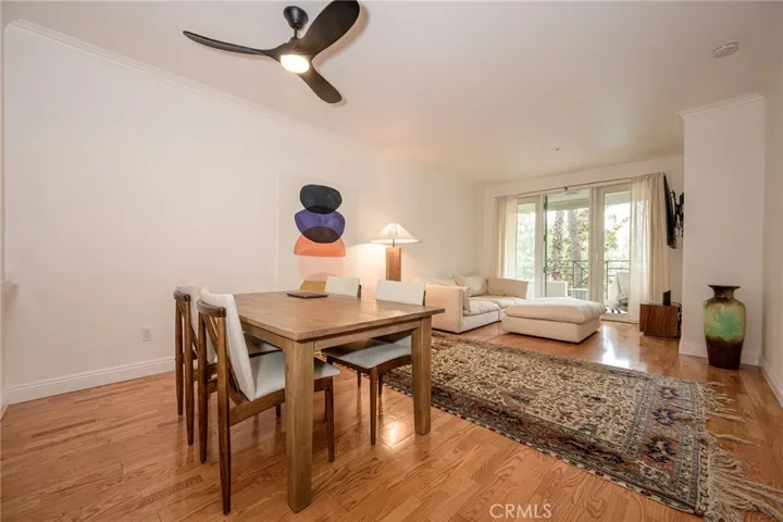 2233 Martin 222, Irvine, California 92612