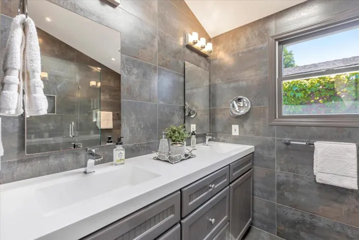 756 Holbrook Place, Sunnyvale, California 94087