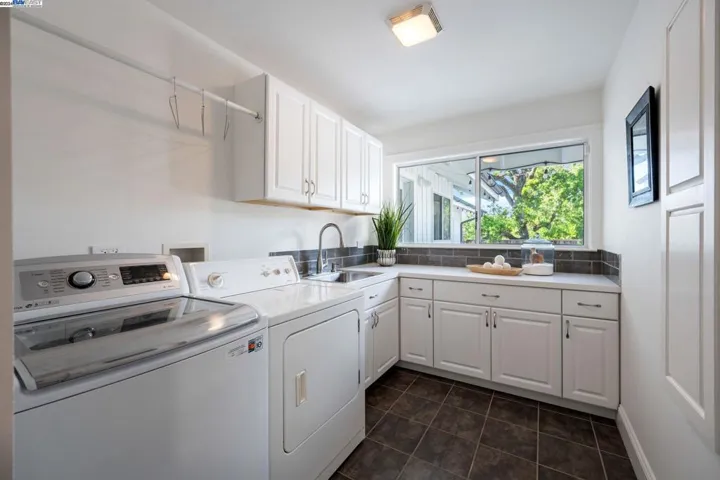 24 Crest Estate Dr, Alamo, California 94507