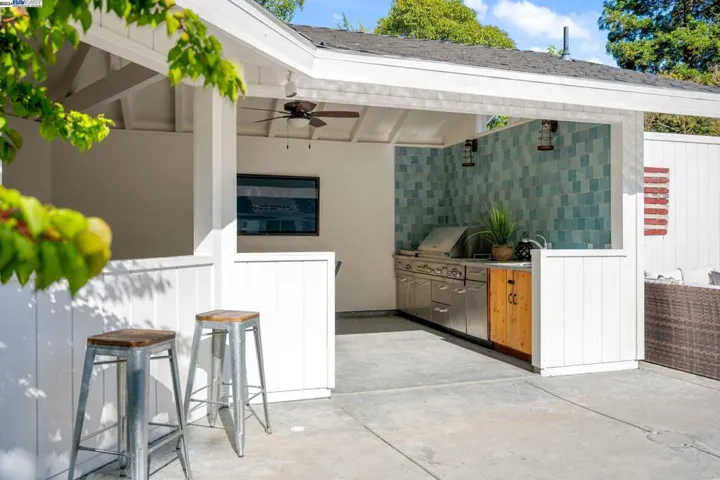 24 Crest Estate Dr, Alamo, California 94507