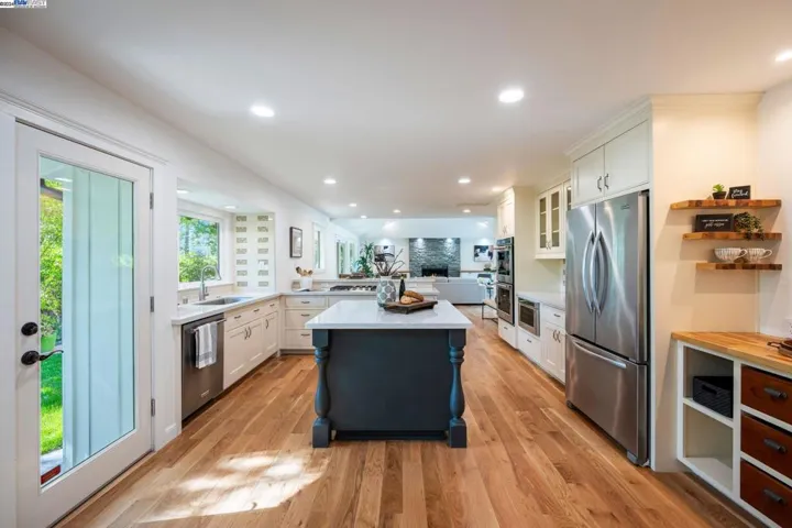 24 Crest Estate Dr, Alamo, California 94507