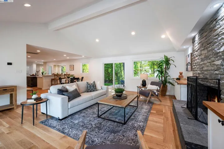 24 Crest Estate Dr, Alamo, California 94507