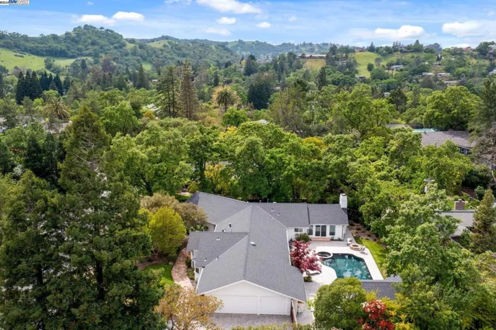 24 Crest Estate Dr, Alamo, California 94507