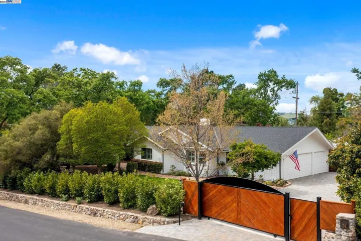 24 Crest Estate Dr, Alamo, California 94507