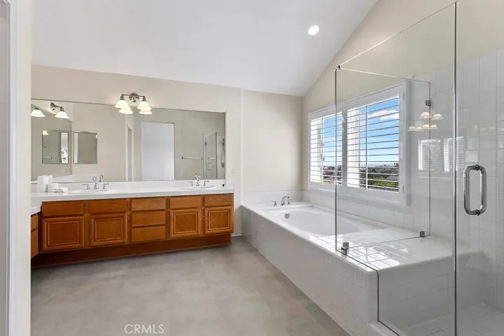 27 High Blf, Laguna Niguel, California 92677