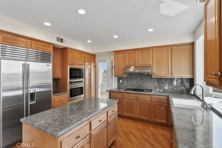 27 High Blf, Laguna Niguel, California 92677