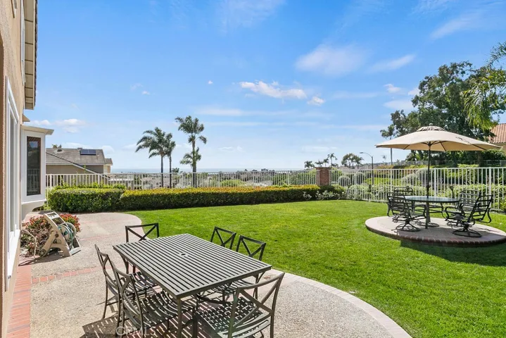 27 High Blf, Laguna Niguel, California 92677