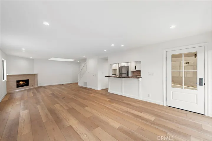405 Heliotrope Avenue A, Corona Del Mar, California 92625