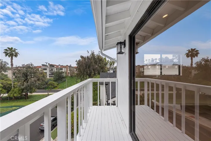 405 Heliotrope Avenue A, Corona Del Mar, California 92625