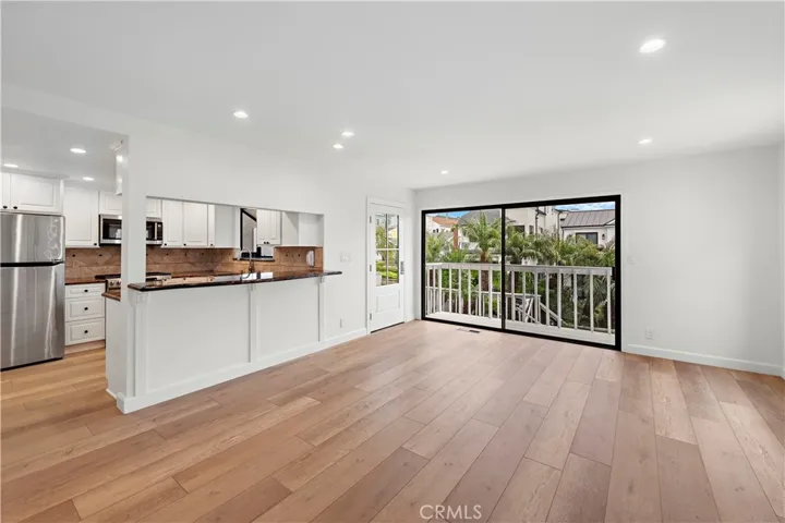 405 Heliotrope Avenue A, Corona Del Mar, California 92625