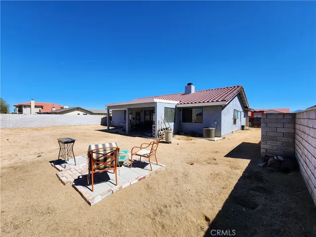 14502 Rivers Edge Road, Helendale, California 92342