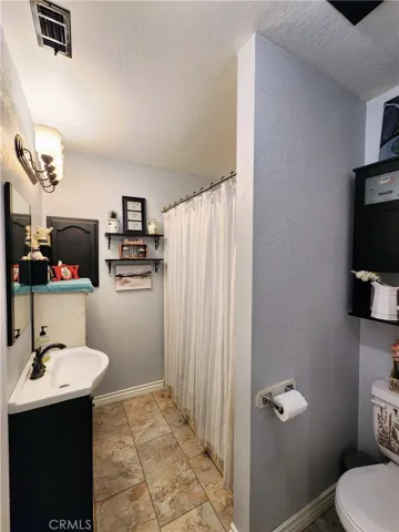 14502 Rivers Edge Road, Helendale, California 92342