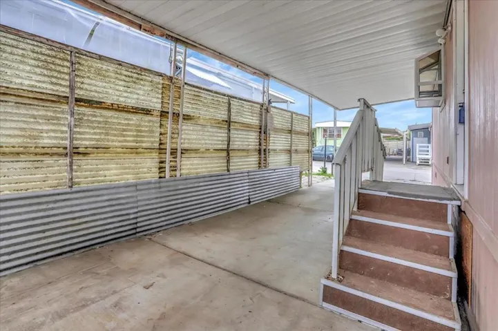 182 Elm Drive, Hollister, California 95023