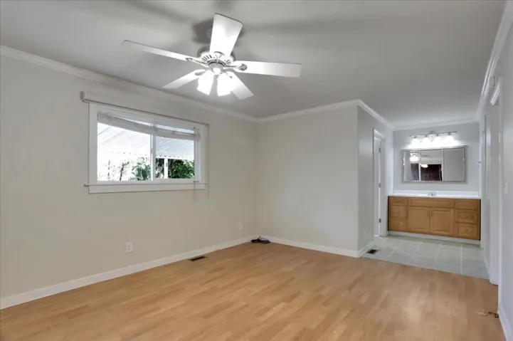182 Elm Drive, Hollister, California 95023