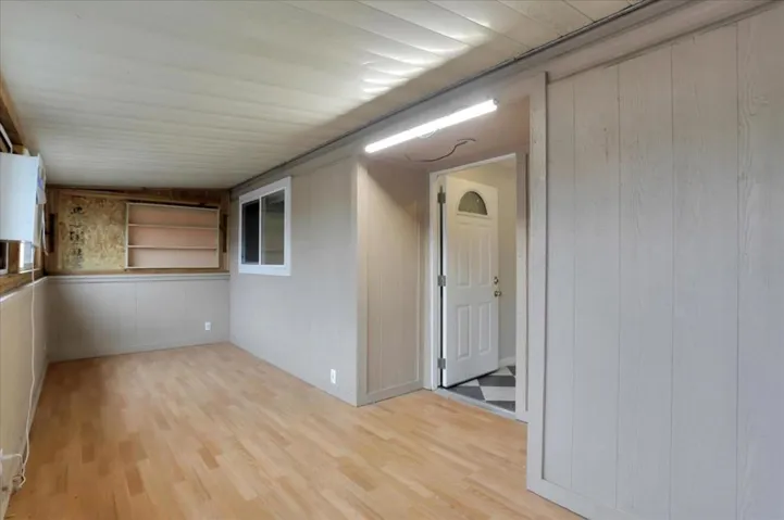 182 Elm Drive, Hollister, California 95023