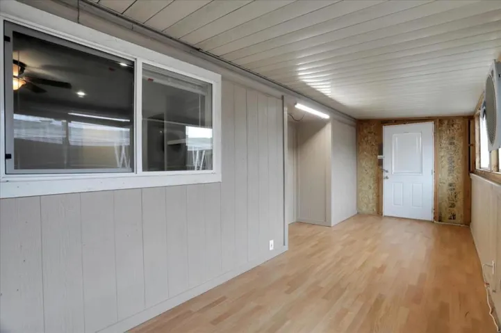 182 Elm Drive, Hollister, California 95023