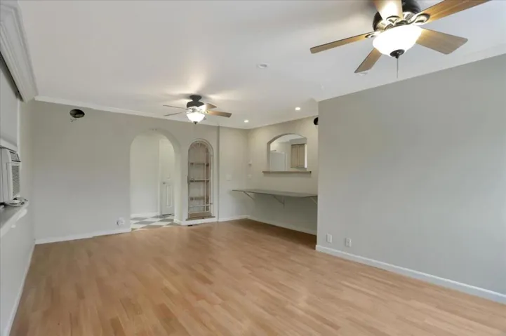 182 Elm Drive, Hollister, California 95023
