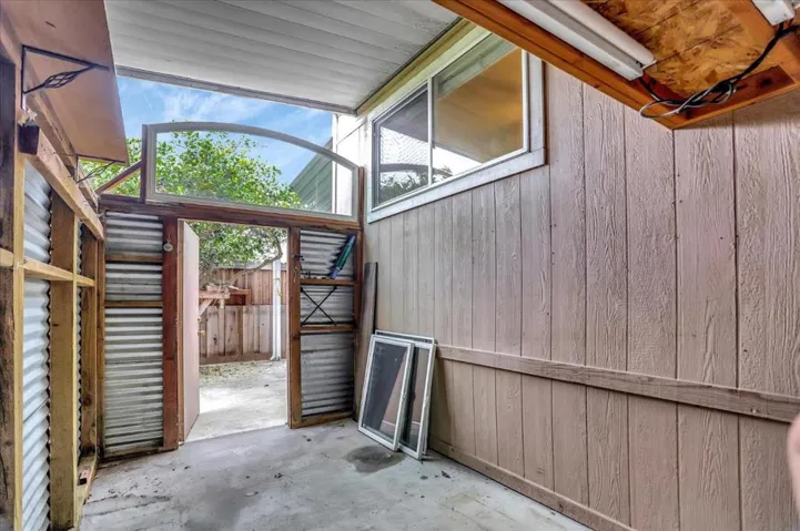 182 Elm Drive, Hollister, California 95023