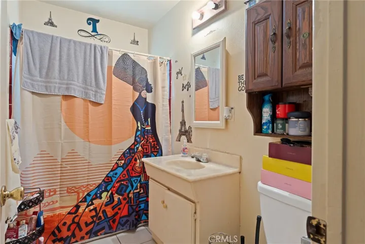 Unit 3 Bathroom