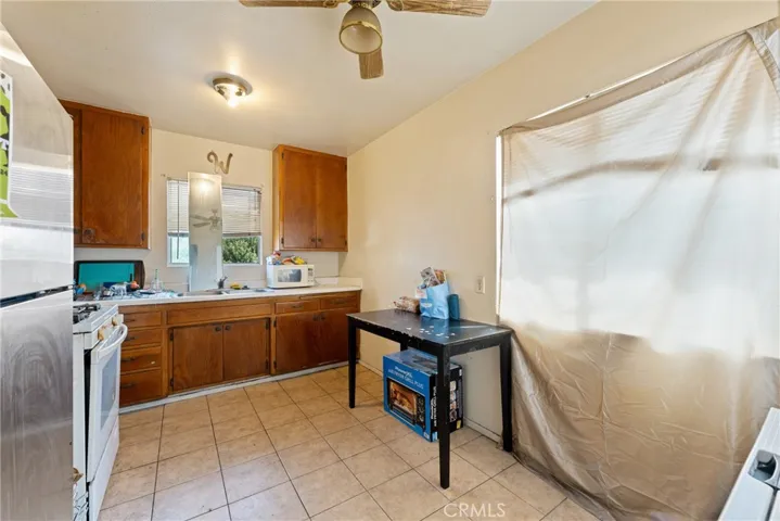 Unit 4 Kitchen and dining room