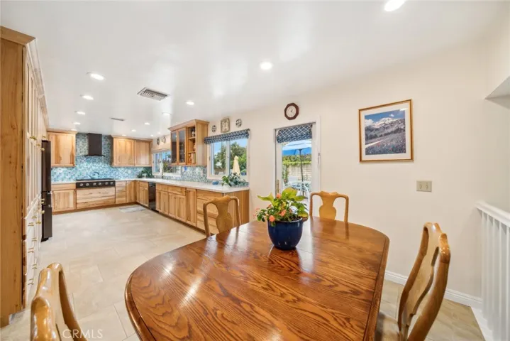 14381 Mimosa Lane, Tustin, California 92780
