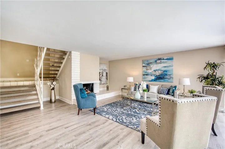 MAIN LIVING AREA