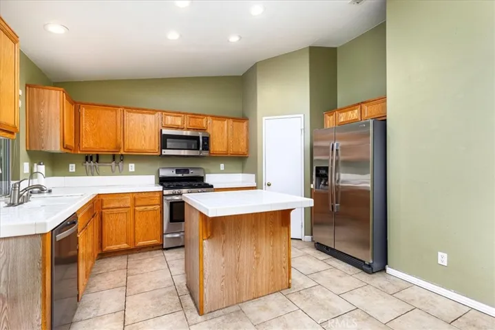 31903 Crecy Drive, Winchester, California 92596