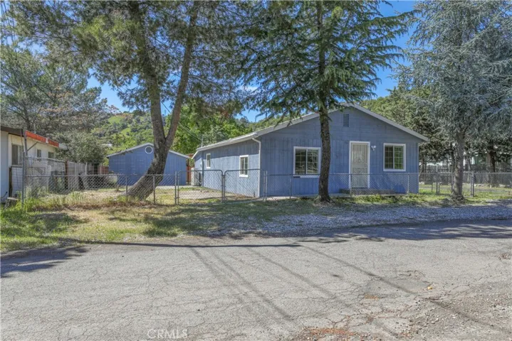 75 Butler Street, Clearlake Oaks, California 95423