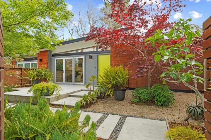 796 Gailen Avenue, Palo Alto, California 94303