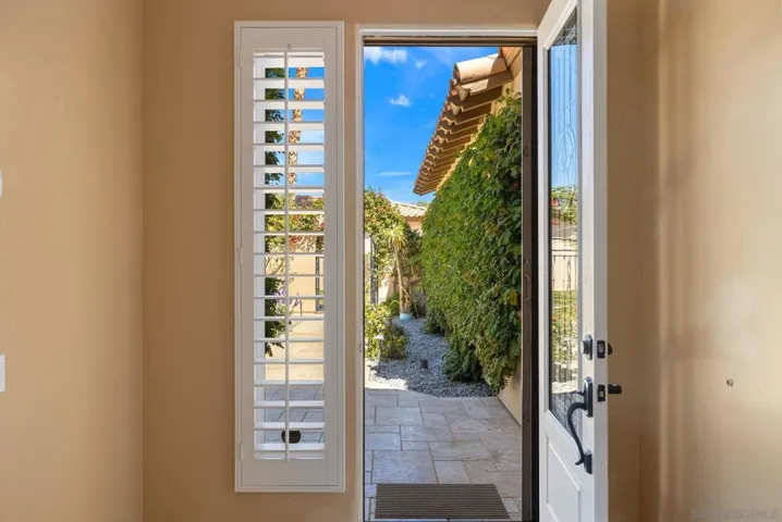 48585 Capistrano Way, La Quinta, California 92253