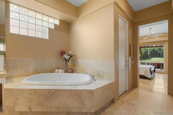 48585 Capistrano Way, La Quinta, California 92253