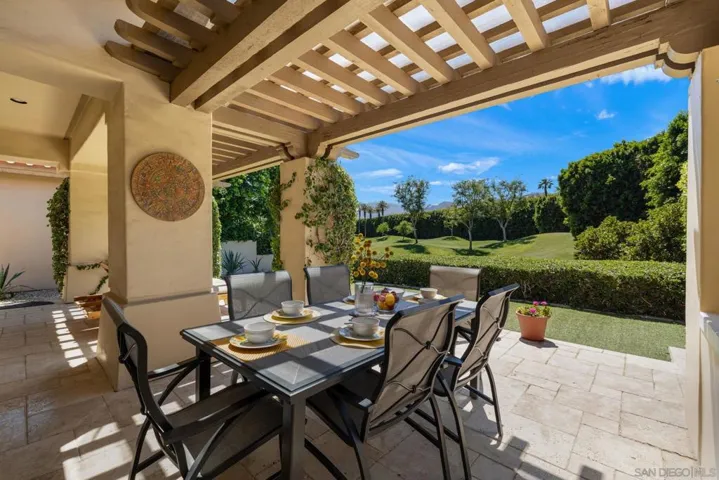 48585 Capistrano Way, La Quinta, California 92253