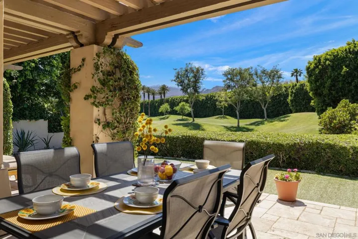 48585 Capistrano Way, La Quinta, California 92253