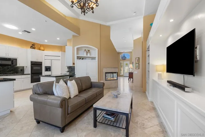 48585 Capistrano Way, La Quinta, California 92253