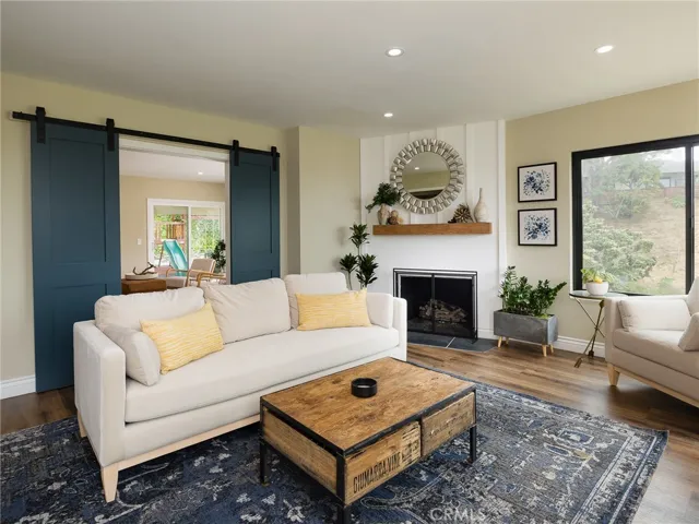 2213 Via Velardo, Rancho Palos Verdes, California 90275