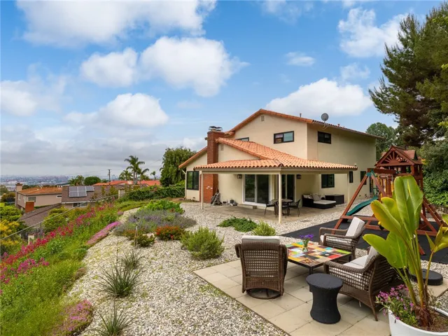 2213 Via Velardo, Rancho Palos Verdes, California 90275
