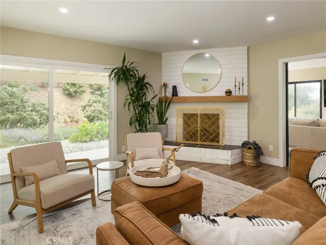 2213 Via Velardo, Rancho Palos Verdes, California 90275