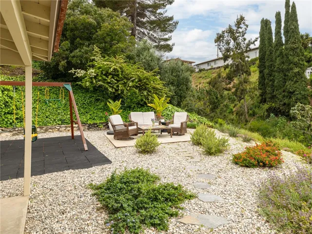 2213 Via Velardo, Rancho Palos Verdes, California 90275